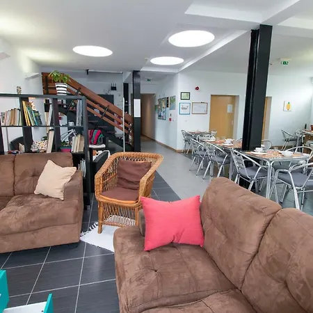 Change The World - Acores - 旅馆