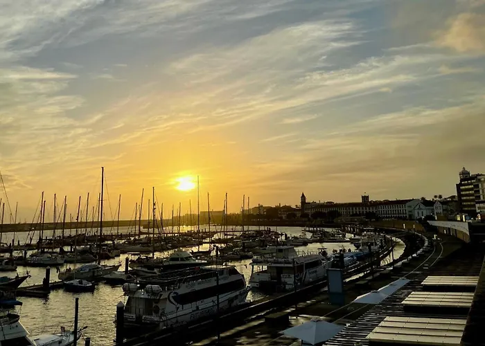 Hostel Change The World - Acores - *