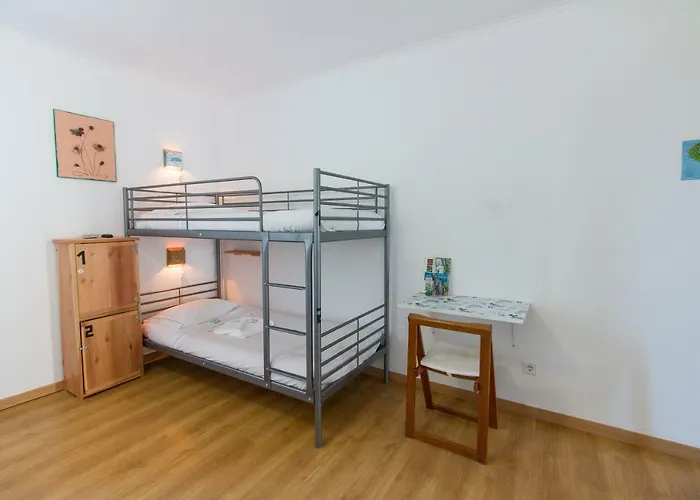 Hostel Change The World - Acores - *