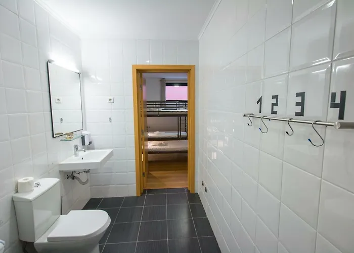 Change The World - Acores - بيت شباب